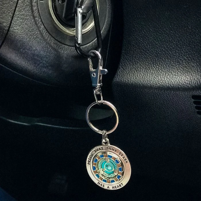 IRON MAN - Tony Has A Heart - Porte-clés En Métal 5 IRON MAN - Tony Has A Heart - Porte-clés En Métal – Image 5